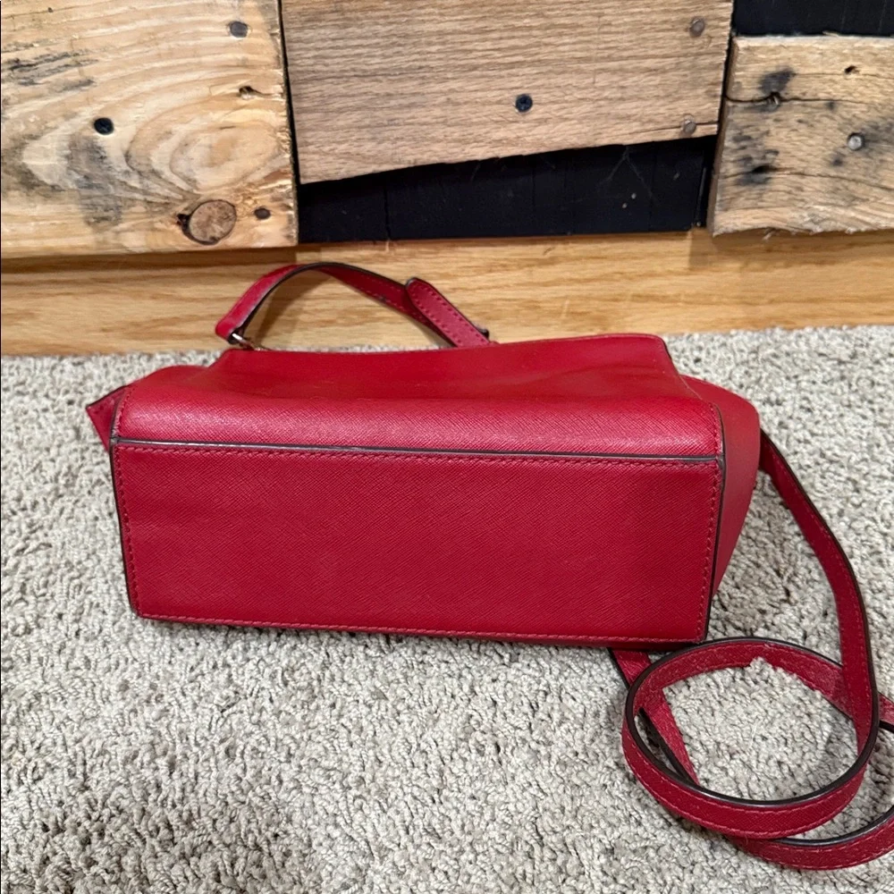 Michael‎ Kors Selma Red Saffiano Leather Red Crossbody bag